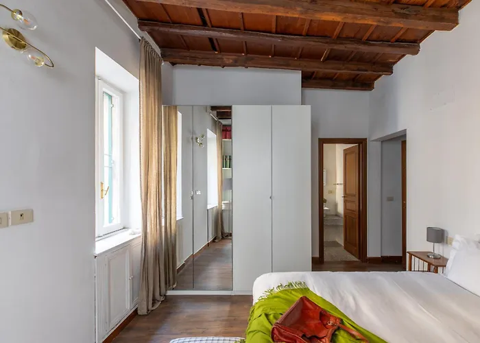 Apartment Iflat Classic And Contemporary Rom