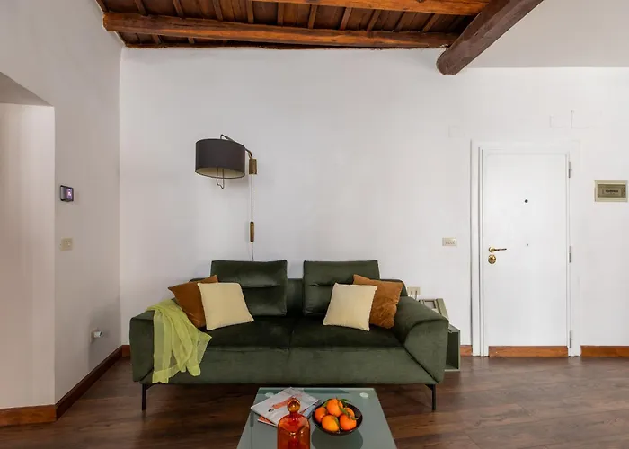 Iflat Classic And Contemporary Apartment *